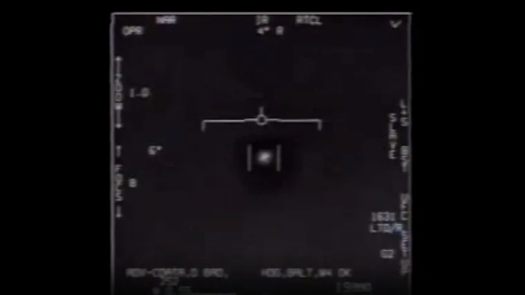 Infrared video still of the FLIR1 object, U.S. Navy FOIA footage